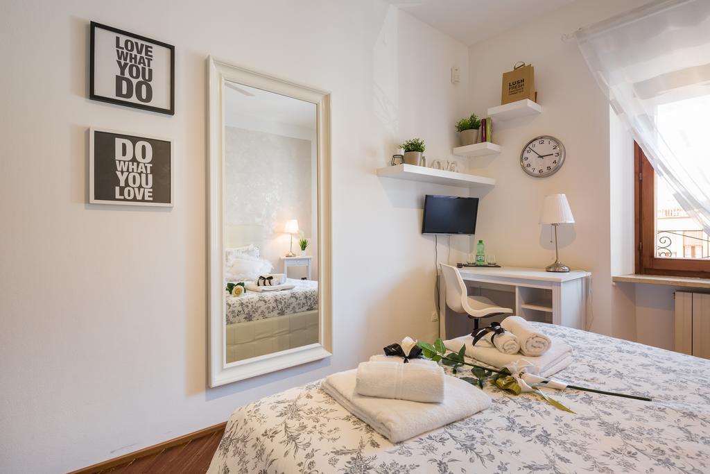 B&B Mela Verona Bagian luar foto